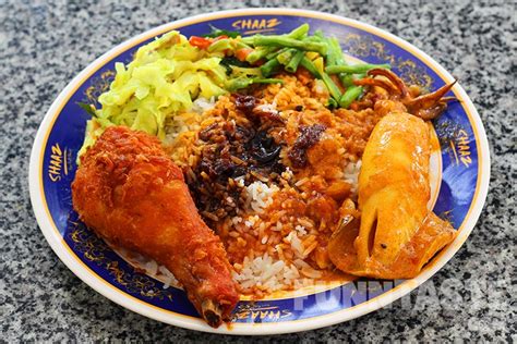  Nasi Kandar: Bir Hint Lezzeti Yolculuğunda Baharatlı ve Kremalı Bir Buluşma mı?